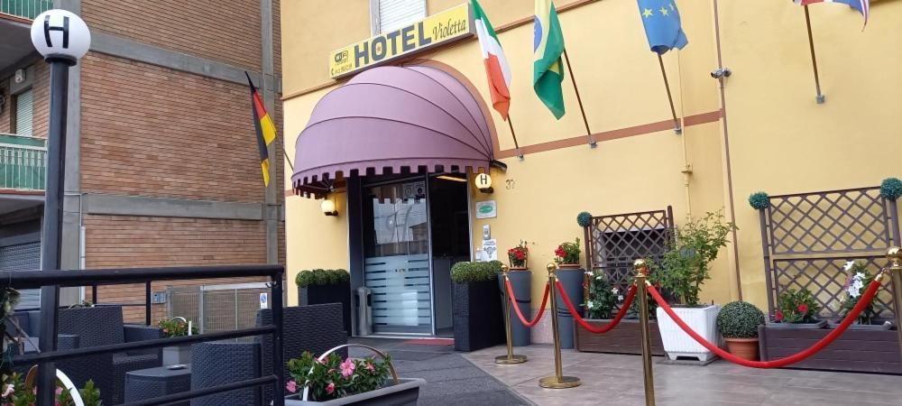 Hotel Violetta Parme Extérieur photo